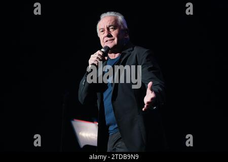 The singer Víctor Manuel performs during the end of tour concert at the Wizcenter in Madrid. December 17, 2023 Spain Stock Photo