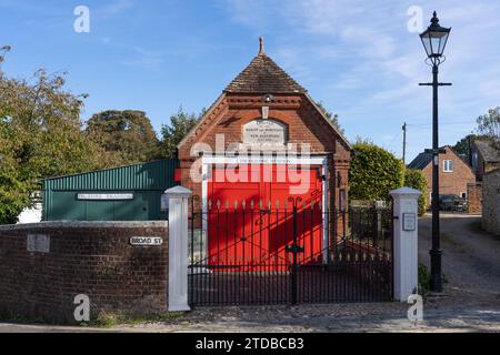 The Grade II listed Old Fire Station on Broad Street in New Alresford - erected by Bailiff and Burgesses in 1881 - now an art gallery & museum. UK Stock Photo