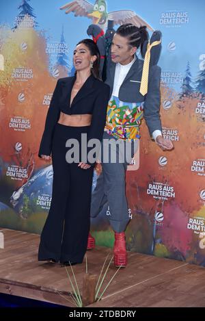 Nazan Eckes bei der Deutschlandpremiere von RAUS AUS DEM TEICH im Zoo