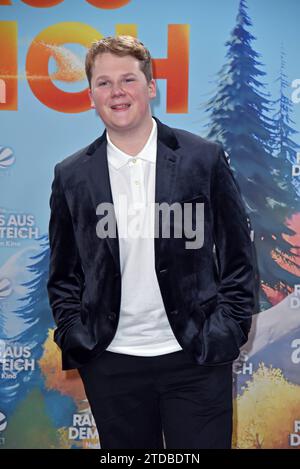 Julius Weckauf bei der Deutschlandpremiere von RAUS AUS DEM TEICH im