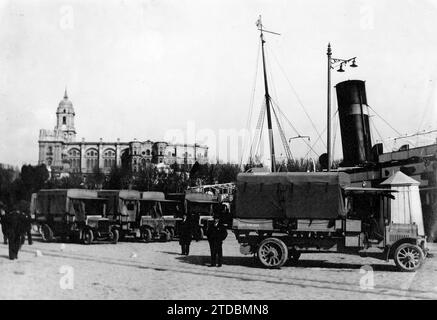 02/15/1922. Malaga. In the Port. Shipment of campaign material for the African army. Photo: Frapolli. Credit: Album / Archivo ABC / Frapolli Stock Photo