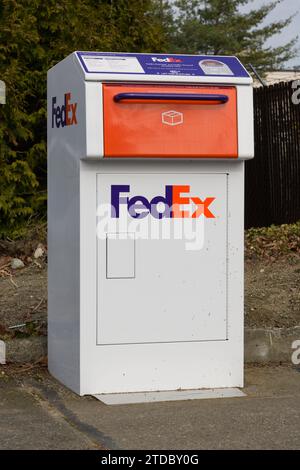 Renton, WA, USA - February 12, 2023; Shipping deposit box for FedEx Express and Ground packages Stock Photo