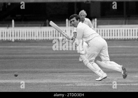 Fred Titmus, batting for Middlesex against Leics, Lords Cricket Ground, London, England 1976 Stock Photo