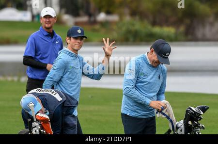 Orlando, United States. 17th Dec, 2023. Luke Leonard waves to the crowd as he arrives at the 18th green during the final round of the PNC Championship at the Ritz-Carlton Golf Club in Orlando, Florida. (Photo by Paul Hennessy/SOPA Images/Sipa USA) Credit: Sipa USA/Alamy Live News Stock Photo