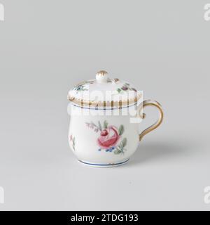 Pot with bouquets, Manufacture de Sèvres, c. 1787 Pot (Roompot) of porcelain with a light pear -shaped body and curled ear, painted on the glaze in blue, red, pink, green, yellow, purple, black and gold. The belly is decorated with different bouquets and sprinkling flowers. The foot and edge with a blue line, interrupted by twice a sloping gold strip. On the edge above this line a golden band of half bulbs. Marked on the underside with the double L with annual letter II, including an N. Sèvres porcelain. glaze. gold (metal) painting / gilding / vitrification Pot (Roompot) of porcelain with a l Stock Photo