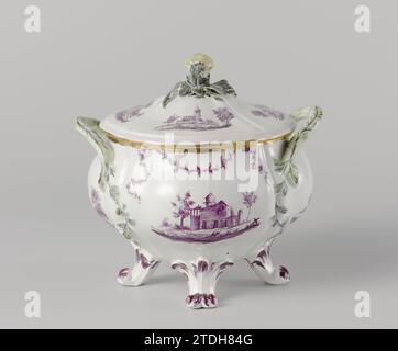 Tureen, anonymous, c. 1765 - c. 1770 Terrine of porcelain. Round on four legs, with vaulted wall with ribs, with ears in the shape of a branch that runs on the edge in a side branch with leaves and fruits in relief. On the lid divided by ribs into four, a cauliflower between leaves as a button. Painted in a purplish beet red with topographical faces to A. Rademaker's cabinet of Nederlandsche and Kleefsche Outities. On the Terrine 'The House in Loevestein' (no. 156), 'The church to Arkel' (no. 160), 'Leersem' (no. 280) and an unknown face. On the lid 'Yaersvelt' (no. 182), 'Hilversum' (no. 251) Stock Photo