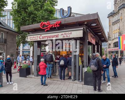 The M?-Grill food shop outside the M?nckebergstra?e U-bahn.station in Hamburg, Germany. Stock Photo