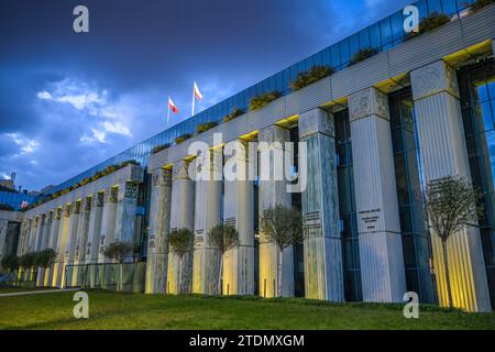 Oberstes Gericht - Sad Najwyzszy, plac Krasinskich, Warschau, Woiwodschaft Masowien, Polen Stock Photo