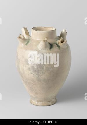 Ovoid vase with six tubes, anonymous, c. 907 - c. 960 Egg -shaped vase of stoneware, covered with a gray -green, slightly cracked glaze. Six broken spouts from the shoulder. A few chips in the edge and in the foot. China stoneware. glaze vitrification Egg -shaped vase of stoneware, covered with a gray -green, slightly cracked glaze. Six broken spouts from the shoulder. A few chips in the edge and in the foot. China stoneware. glaze vitrification Stock Photo