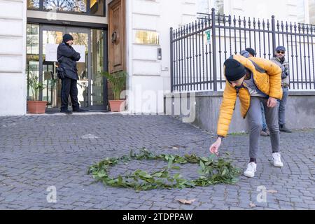 Rome, Italy. 19th Dec, 2023. Sit-in organized by students of Higher Artistic and Musical Education in front of the MIUR in Rome (Photo by Matteo Nardone/Pacific Press) Credit: Pacific Press Media Production Corp./Alamy Live News Stock Photo