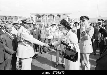 State visit of the Royal family to Ethiopia, Royal receptions and Royal visits, Ethiopië, 00-01-1969, Whizgle News from the Past, Tailored for the Future. Explore historical narratives, Dutch The Netherlands agency image with a modern perspective, bridging the gap between yesterday's events and tomorrow's insights. A timeless journey shaping the stories that shape our future Stock Photo