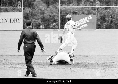 Raak nicols - Giants, Baseball promotion '68 HCK Kinheim, 22-07-1973, Whizgle News from the Past, Tailored for the Future. Explore historical narratives, Dutch The Netherlands agency image with a modern perspective, bridging the gap between yesterday's events and tomorrow's insights. A timeless journey shaping the stories that shape our future Stock Photo