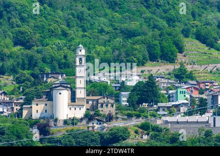 Berbenno di Valtellina: village and church Berbenno di Valtellina in Sondrio, Lombardia, Lombardy, Italy Stock Photo