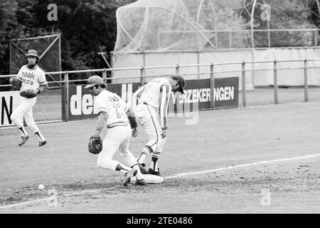 Raak nicols - Giants, Baseball promotion '68 HCK Kinheim, 22-07-1973, Whizgle News from the Past, Tailored for the Future. Explore historical narratives, Dutch The Netherlands agency image with a modern perspective, bridging the gap between yesterday's events and tomorrow's insights. A timeless journey shaping the stories that shape our future. Stock Photo