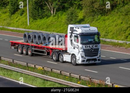 DLCR TRANSPORT LTD,  Northumberland Mercedes Benz Freight transport by road Stock Photo