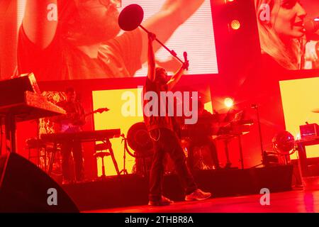 Italian Singer And Songwriter Calcutta Performs Live At Mediolanum Forum In Assago, Milan, Italy On December 19, 2023. (Photo by Maria Laura Arturi/NurPhoto) Stock Photo