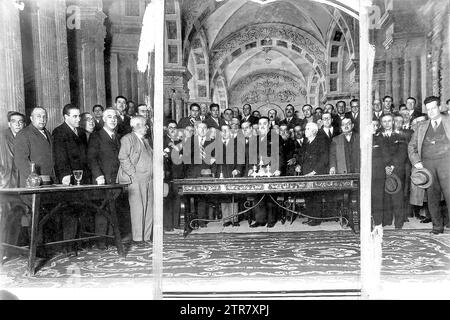 Conference by Martínez barrio at the Eslava theater in Jerez (11/13/1933). Credit: Album / Archivo ABC Stock Photo