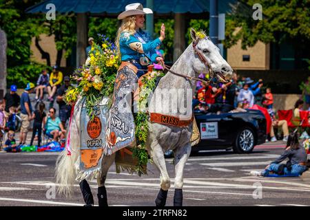 Portland, Oregon, USA - June 10, 2023:  in the Grand Floral Parade, during Portland Rose Festival 2023. Stock Photo