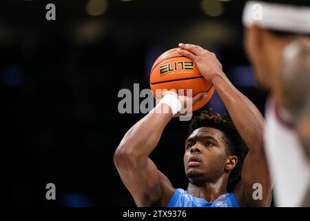 Charlotte, North Carolina, USA. 20th Dec, 2023. North Carolina Tar Heels forward HARRISON INGRAM (55) takes a free throw attempt (Credit Image: © Maxwell Vittorio/ZUMA Press Wire) EDITORIAL USAGE ONLY! Not for Commercial USAGE! Stock Photo