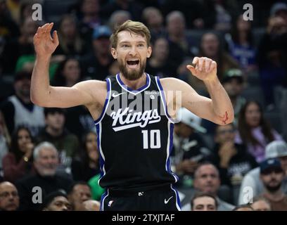 Sacramento, CA, USA. 20th Dec, 2023. Sacramento Kings forward Domantas Sabonis (10) reacts after a play during an NBA game at Golden 1 Center on Wednesday, Dec. 20, 2023. (Credit Image: © Paul Kitagaki Jr./ZUMA Press Wire) EDITORIAL USAGE ONLY! Not for Commercial USAGE! Stock Photo