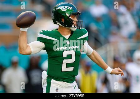 New York Jets quarterback Zach Wilson (2) passes the ball during an NFL regular season game against the Miami Dolphins, Sunday, December 17, 2023, at Stock Photo