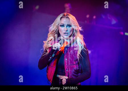 Oslo, Norway. 11th, December 2023. The American heavy metal band Butcher Babies performs a live concert at Vulkan Arena in Oslo. Here vocalist Heidi Shepherd is seen live on stage. (Photo credit: Gonzales Photo - Ketil Martinsen). Stock Photo