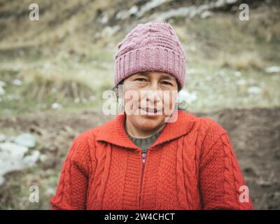 Peasant woman in a field, Andean highlands, La Oroya, Peru, South America Stock Photo