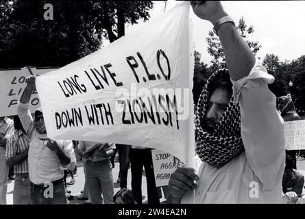 December 20, 1982, Boston, Massachusetts, U.S: Palestinians and Friends ...