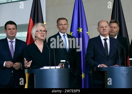 08.11.2023, Germany, Berlin, Berlin - Press conference on the occasion of the handover of the 2023 / 2024 annual report of the German Council of Econo Stock Photo