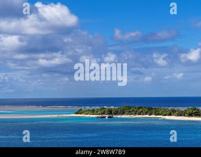 South Pacific Cruise /  The Island Paradise of Mystery Island viewed from the Carnival Splendor. After departing from Sydney Australia this cruise shi Stock Photo