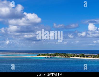 South Pacific Cruise /  The Island Paradise of Mystery Island viewed from the Carnival Splendor. After departing from Sydney Australia this cruise shi Stock Photo