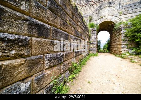 Porta Rosa, a unique example of a 4th-century Greek arch, in the archaeological site of Elea-Velia. Stock Photo