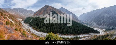 Panorama, view into the Ala Archa valley, autumnal mountain landscape with mountain stream Ak Say and Ala Archa, Ala Archa National Park, Khirgiz Stock Photo