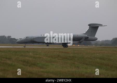 MM62303/14-12, a Gulfstream Aerospace E-550A operated by 14° Stormo, from the Italian Air Force (Aeronautica Militare), on arrival at RAF Fairford in Gloucestershire, England, to participate in the Royal International Air Tattoo 2023 (RIAT 23). Stock Photo