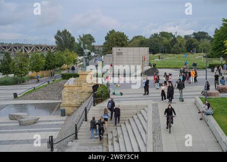 Promenade on the banks of the Vistula, General George Smith Patton Boulevard, Warsaw, Mazovian Voivodeship, Poland Stock Photo