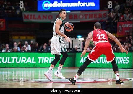 Milano, Lombardy, Italy. 22nd Dec, 2023. 10 KOSTAS SLOUKAS of Panathinaikos Aktor Athens during the Euroleague, Round 16, match between EA7 Emporio Armani Milan and Panathinaikos Aktor Athens at Mediolanum Forum on December 22, 2023, in Milano, Italy. (Credit Image: © Stefanos Kyriazis/ZUMA Press Wire) EDITORIAL USAGE ONLY! Not for Commercial USAGE! Stock Photo