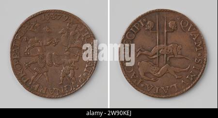 Warning against the peace negotiations in Cologne, Gerard van Bylaer, 1579 history medal Copper medal. Front: two horsemen and two soldiers on foot together in a battle inside. Reverse: two corpses, the heads of which have been placed on the rod in the Overschruise Dordrecht copper (metal) striking (metalworking)  Cologne Stock Photo