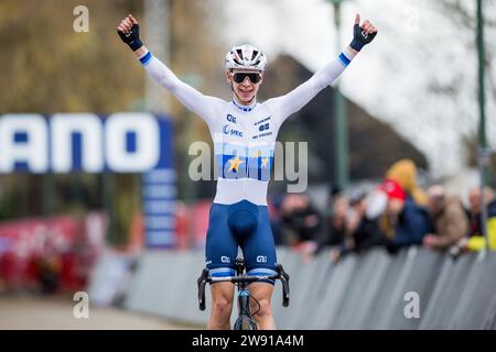 Namur, Belgium. 23rd Dec, 2023. French Aubin Sparfel celebrates as he crosses the finish line to win the junior race at the World Cup cyclocross cycling event in Namur, Belgium, stage 8 (out of 14) of the UCI World Cup cyclocross competition, Sunday 17 December 2023. BELGA PHOTO JASPER JACOBS Credit: Belga News Agency/Alamy Live News Stock Photo