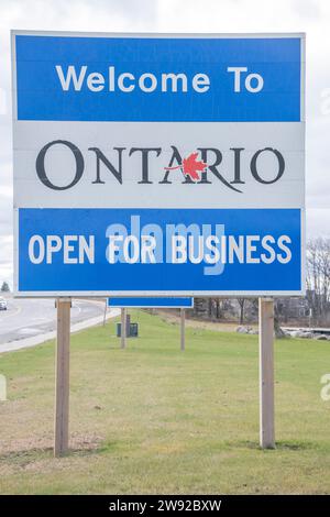 Welcome to the province of Ontario English sign at Confederation Park on the Ontario/Quebec border in Hawkesbury, Ontario, Canada Stock Photo