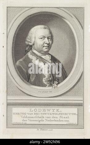 Portrait of Lodewijk van Brunswijk-Wolfenbüttel, Jacob Houbraken, After Aert Schouman, After Jean-Etienne Liotard, 1749-1759 print Portrait of Lodewijk in an oval. In a frame are name and titles. Amsterdam paper engraving Stock Photo