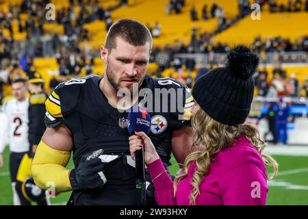 Hookstown, Pennsylvania, USA. 23rd Dec, 2023. Pittsburgh Steelers linebacker TJ WATT (90) gives an interview after the NFL football game between the Pittsburgh Steelers and the Cincinnati Bengals in Pittsburgh, Pennsylvania. (Credit Image: © Brent Gudenschwager/ZUMA Press Wire) EDITORIAL USAGE ONLY! Not for Commercial USAGE! Credit: ZUMA Press, Inc./Alamy Live News Stock Photo