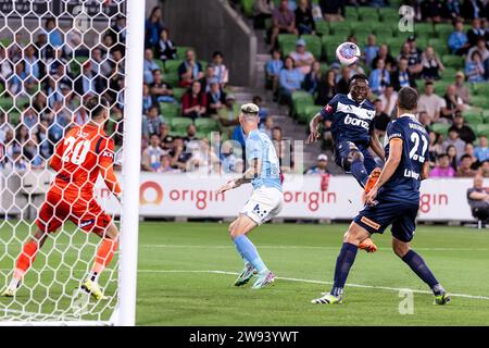 Melbourne, Australia, 23 December, 2023. Adama Traoré of Melbourne Victory heads the ball during Round 9 of the Isuzu Ute A-League Men's football match between Melbourne City FC and Melbourne Victory FC at AAMI Park on December 23, 2023 in Melbourne, Australia. Credit: Santanu Banik/Speed Media/Alamy Live News Stock Photo