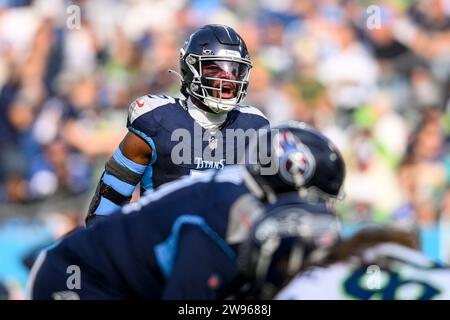 December 24, 2023: Tennessee Titans linebacker Azeez Al-Shaair (2) calls out the play against the Seattle Seahawks during the first half of an NFL game between the Seattle Seahawks and Tennessee Titans at Nissan Stadium in Nashville TN Steve Roberts/CSM Stock Photo