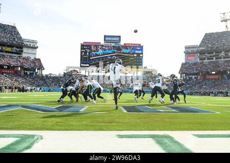 December 24, 2023: Seattle Seahawks punter Michael Dickson (4) punts the ball against the Tennessee Titans during the first half of an NFL game between the Seattle Seahawks and Tennessee Titans at Nissan Stadium in Nashville TN Steve Roberts/CSM Stock Photo