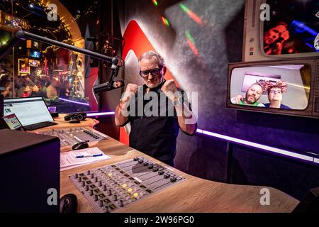 HILVERSUM - DJ Jeroen van Inkel during the start of the Top 2000 a gogo program in the Top 2000 cafe. Until New Year's Eve, the program will play the songs that have received the most votes from the public on NPO Radio 2. ANP LEVIN DEN BOER netherlands out - belgium out Stock Photo