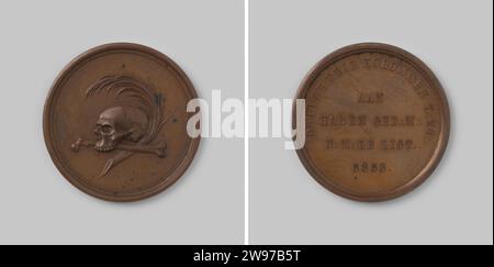 N.M. de Ligt, deputy master of the Freemasonloge 'De Drie Colommen' in Rotterdam, Anonymous, 1853  Silver medal. Front: skull and bone, surrounded by palm branch. Reverse: inscription inside Omnipia Utrecht silver (metal) striking (metalworking)  Rotterdam Stock Photo