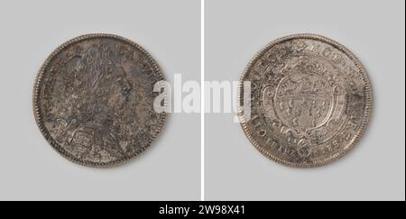 Two -thirds Taler from the Rijksstad Keulen, 1716 ,, 1716 coin Silver coin. Front: Portrait of Emperor Charles VI to the right. Rail side: oval coat of arms decorated between the year, including value designation. Cable edge. Cologne silver (metal) striking (metalworking) Stock Photo