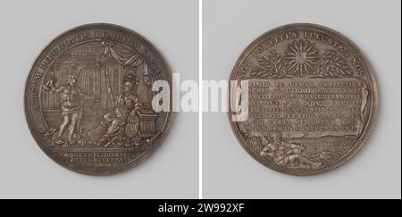 Centenary of the Hogeschool in Utrecht, Penning honored to the colleges of the States, City, Hof and Pastors, Johannes Drappentier, 1736 history medal Silver medal. Front: Minerva with shield and spear leaning on pedestal, on which Bible lies with a burning light in large room amidst various scientific attributes, next to her trampled Herkules with a bundle of four -member dragon; By Boograam, Dom tower is visible within Kerschrift; Cut: Inscription. Reverse: cloth with inscription between coat of arms in the midst of two olive branches and sitting river god with chim and jug, from which duckl Stock Photo