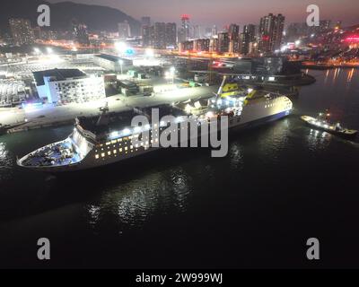 Lianyungang, China. 25th Dec, 2023. A China-South Korea passenger liner is leaving the terminal of Lianyungang Port passenger station in Lianyungang, China, on December 25, 2023. (Photo by Costfoto/NurPhoto) Credit: NurPhoto SRL/Alamy Live News Stock Photo