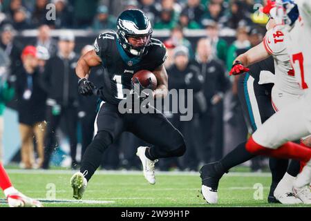 Philadelphia, United States. 25th Dec, 2023. Philadelphia Eagles running back Kenneth Gainwell (14) carries the ball during the first half of NFL action against the New York Giants at Lincoln Financial Field in Philadelphia on Monday, December 25, 2023. Photo by Laurence Kesterson/UPI Credit: UPI/Alamy Live News Stock Photo